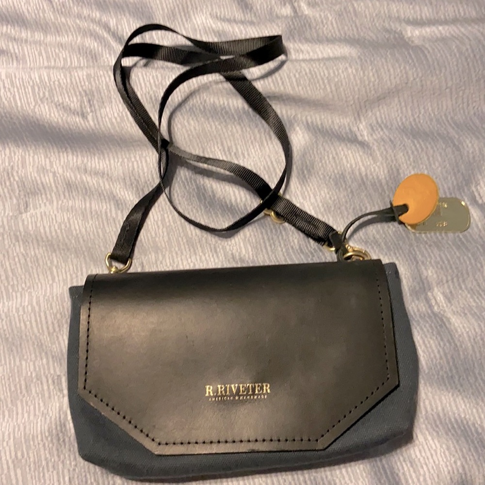R. Riveter NWOT small purse/clutch